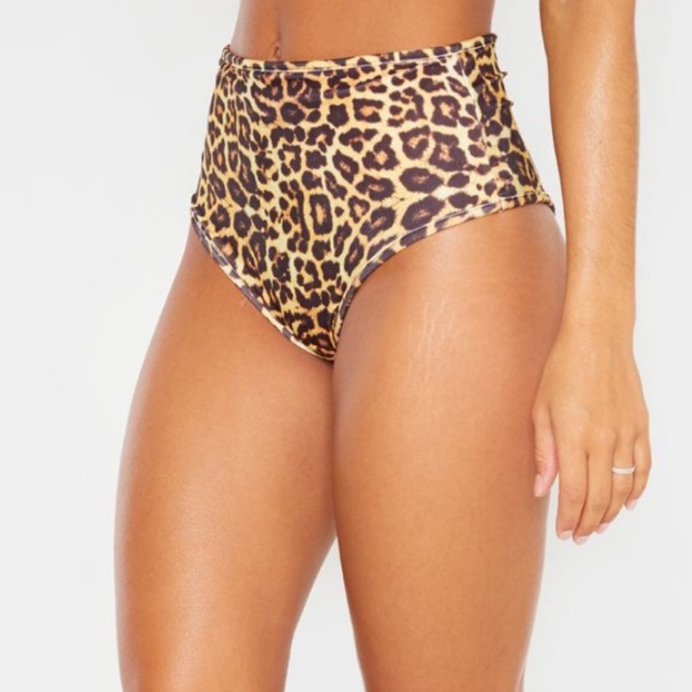 Bikini bottoms